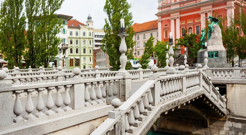 Urban Homy Ljubljana Acomodação com café da manhã Exterior foto